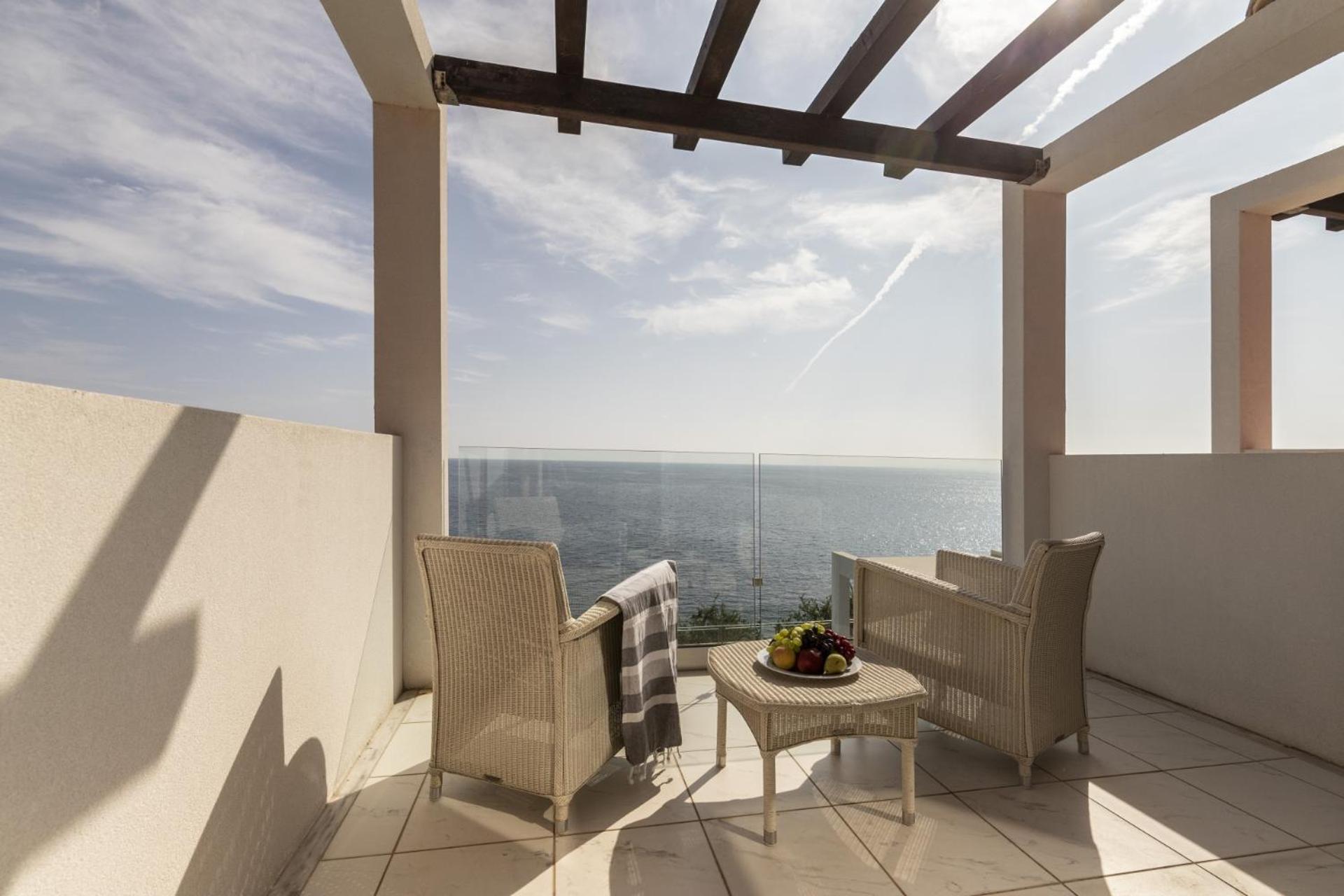 Suite Sea View Indoor Jacuzzi,1542290059:JPEG
